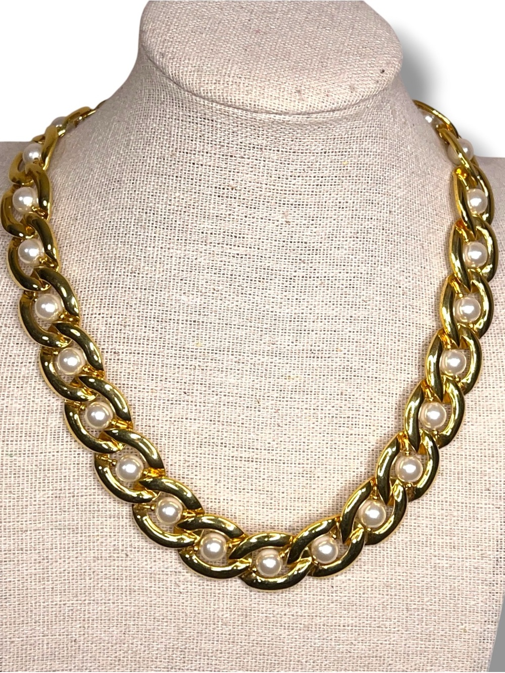 Vintage Napier 16” Gold Tone Chain Link Necklace Faux Pearl Centers Retro